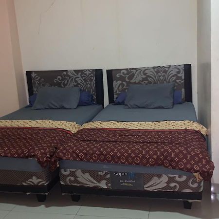 Wisma Reza Palopo Motel Exterior foto
